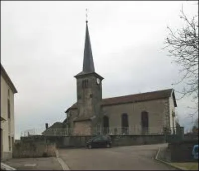 Nous sommes dans le Grand-Est devant l'église Saint-Martin d'Hennecourt. Village de l'arrondissement d'Épinal, il se situe dans le département ...