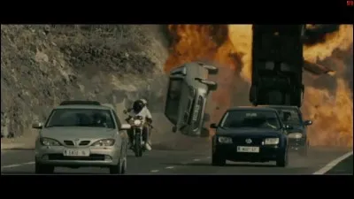 Que réquisitionne Owen et qui sème la terreur sur l'autoroute en écrasant toutes les voitures se trouvant sur son passage ?