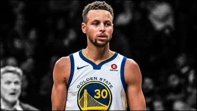 Quel est le nom de ce basketteur ?