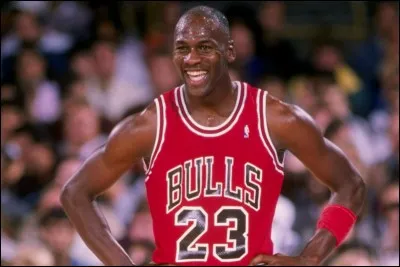 Quel est le nom de ce basketteur ?