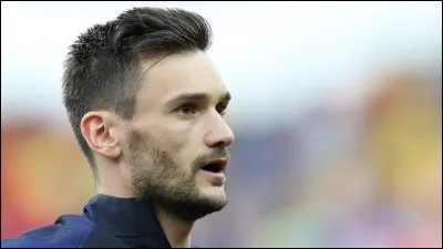 Quel joueur français fête sa 100ème sélection pour ce match ?