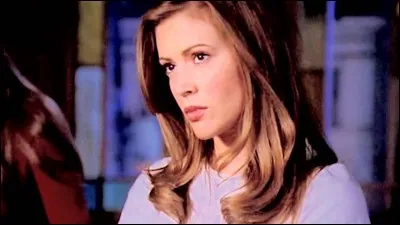 Dans la saison 3, de qui Phoebe est-elle amoureuse ?