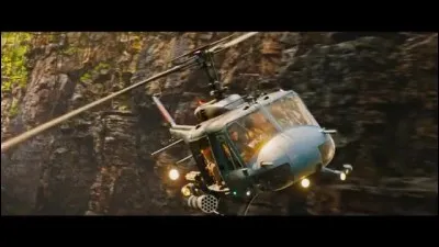 Qu'a laissé tomber Fridge quand les joueurs sont dans l'hélicoptère ?