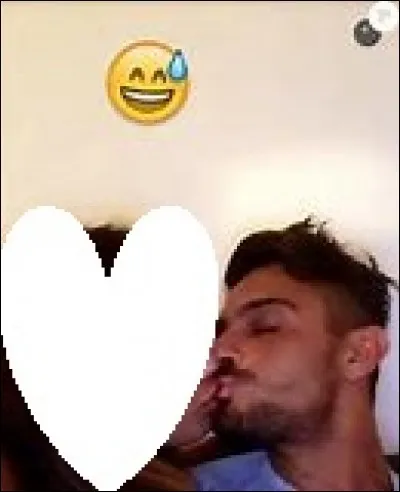 Avec qui ce personnage est-il en couple ?