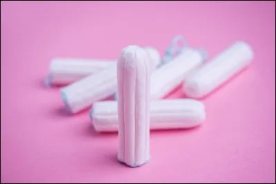 Une femme vierge doit éviter de mettre des tampons.