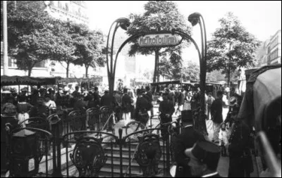 La première ligne du métro de Paris est mise en service ce 19 juillet. Quelle année était-ce ?