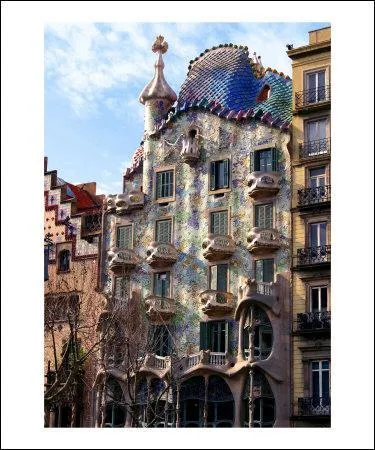 Quel est le nom de cet édifice ?