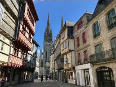 La ville de Quimper se trouve dans le Morbihan.