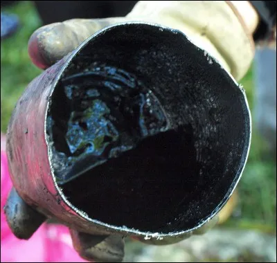 Le brai est une pâte qui peut être rose sans colorant. Vrai ou faux ?