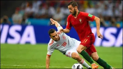 Quels pays du groupe B se sont qualifiés pour les 8e de finale ?