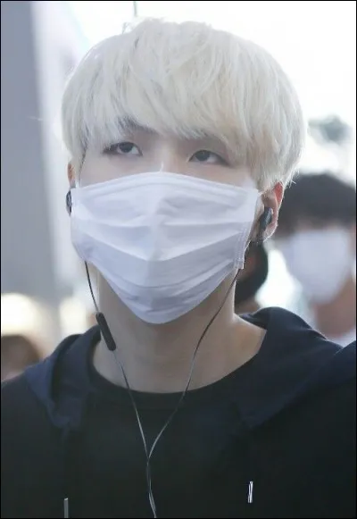 Qui possède ces yeux ?