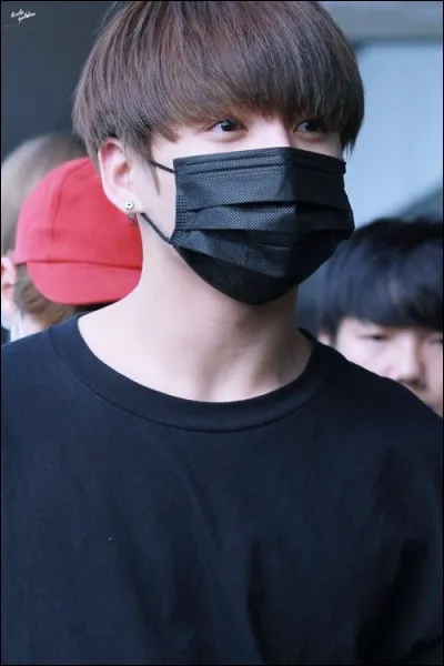 A qui appartient c'est yeux ?