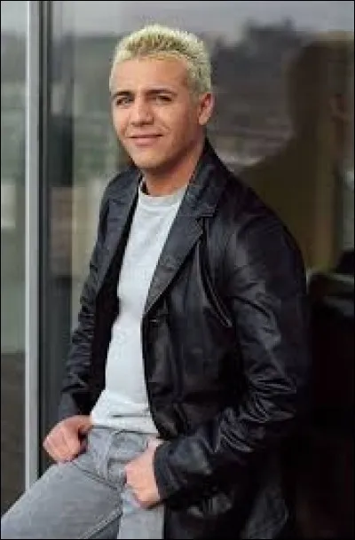 Qui a chanté "J'ai chaud" en 2007 ?