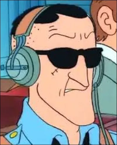 Hans Boehm s'occupe de la radio à bord de l'avion privé de Laszlo Carreidas. Il apparaît dans ...