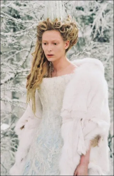 Est-ce que la Reine blanche est-elle gentille ?