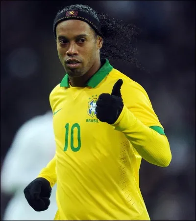 Quelle anecdote est associée à Ronaldinho ?