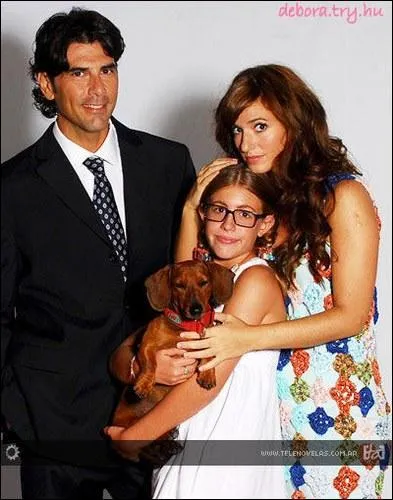 Carmen et Alexendre sont les parents de ?