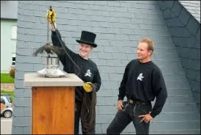 Un fumiste est une personne qui entretient les appareils de chauffage, les cheminées.