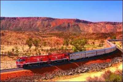 Environ 3000 km à parcourir à bord d'un train d'une longueur moyen de 775 m, soit une trentaine de wagons pour ce voyage transcontinental (via Katherine et Alice Springs) qui donne accès, comme aucun autre, à l'Australie et à ses différences.