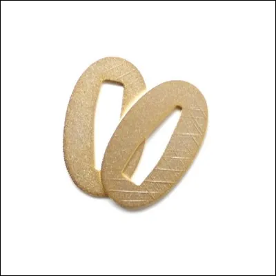 Les parties métalliques, entre le tsuba et la lame, guidant la soie lors de son insertion dans la tsuka, se nomment :