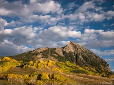 Il monte sur une __.