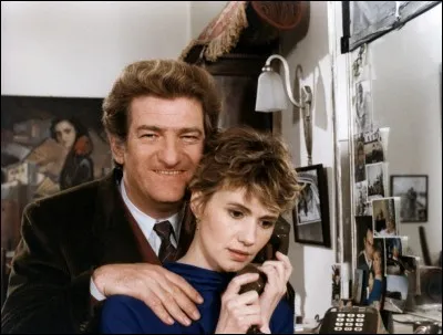 Quelle actrice a joué dans "Attention, une femme peut en cacher une autre !" ?