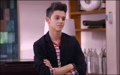 Quelle affirmation est fausse à propos de Federico durant la saison 1 ?