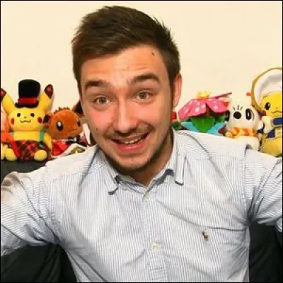 Qui était l'ancienne copine de David LaFarge Pokémon très célèbre avec son "Coucou" ?