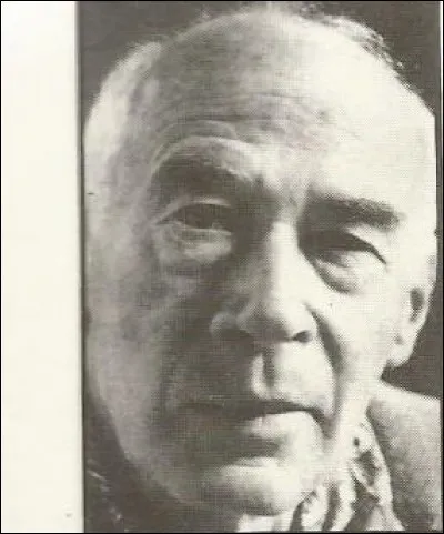 "La Crucifixion en rose" est de...