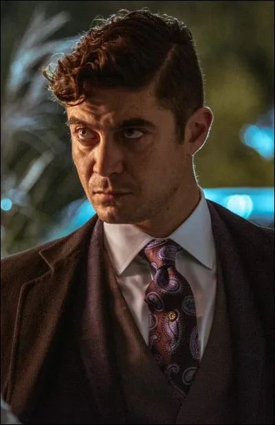 Qui interprète Santino d'Antonio dans John Wick 2 ?