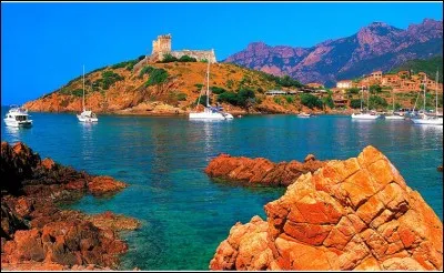 Tu dois d'abord savoir où se trouve la Corse.