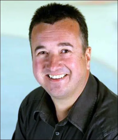 Quelle discipline sportive est associée à Robin Cousins ?