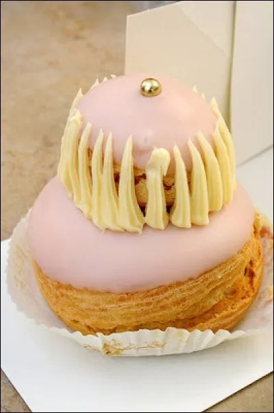 Observez bien l'illustration ! Si vous connaissez ce gâteau, vous saurez le déguster en regardant le bon film...