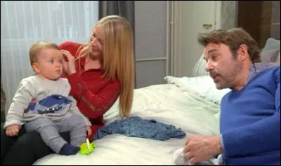 Comment s'appelle le bébé d'Hélène et Nicolas ?