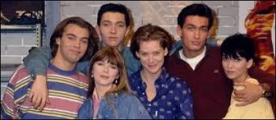 Qui sont les 3 garçons principaux dans "Hélène et les Garçons" ?