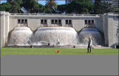 La Fonte Luminosa se trouve-t-elle au Portugal ?