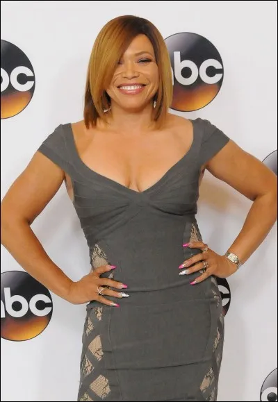 Comment s'appelle la mère de famille ?