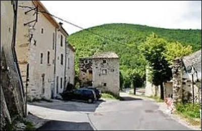 Montjoux est un village d'Auvergne-Rhône-Alpes situé dans le département ...