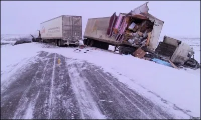 Sur la Route de Dalton Highway même les meilleurs pneus hiver ne vous donneront aucune garantie. Dans quelle contrée nordique se trouve-t-elle ?