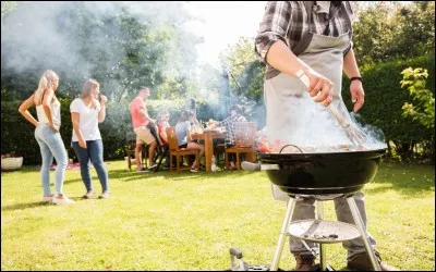 Ton voisin fait un barbecue. La fumée t'incommode.