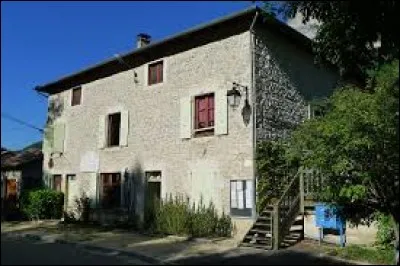 Petit village Drômois de 26 habitants, Échevis se situe dans l'ancienne région ...