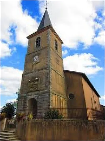 Voici l'église Saint-Martin de Gomelange. Commune du Grand-Est, elle se situe dans le département ...