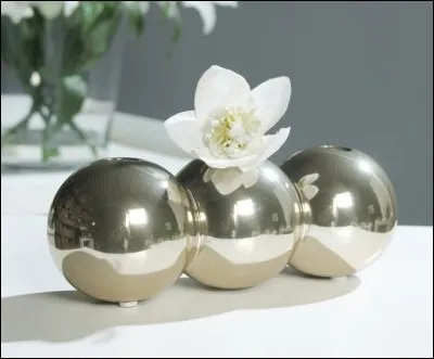 Quel est le nombre de boules maximum, sur un jeu de pétanque ?