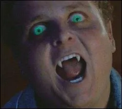 Cette hroine d'une srie culte manque de se faire convertir au vampirisme par un livreur de pizzas ainsi que par un shriff charmeur, dans un village o tous s'avrent tre vampires. Qui est-elle ?