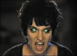 Anne Parillaud est une vampire de Pittsburgh dans ce film qui la fait cotoyer la mafia