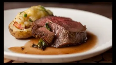 La viande va vous ravir les papilles, c'est une tranche de filet de buf de 3 cm d'épaisseur !
