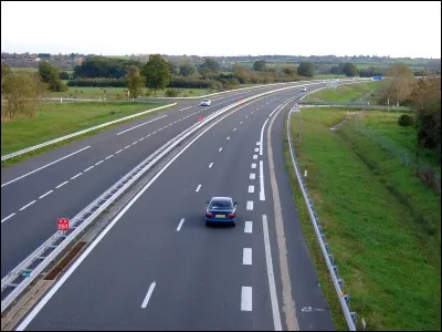 Sur laquelle de ces routes la vitesse maximale autorisée est de 130 km/h ?