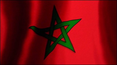 De quelle couleur est l'étoile sur le drapeau du Maroc ?