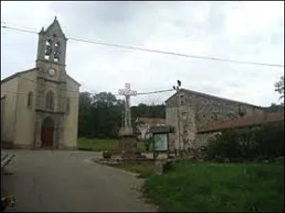Voici l'église Saint-Henri du Plagnal. Petit village Ardéchois de 67 habitants, il se situe dans l'ancienne région ...