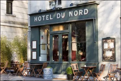 Dans le film 'Hôtel du Nord' de Marcel Carné, quelle actrice prononce cette réplique devenue culte : 'Atmosphère ! Atmosphère ! Est-ce que j'ai une gueule d'atmosphère ? '